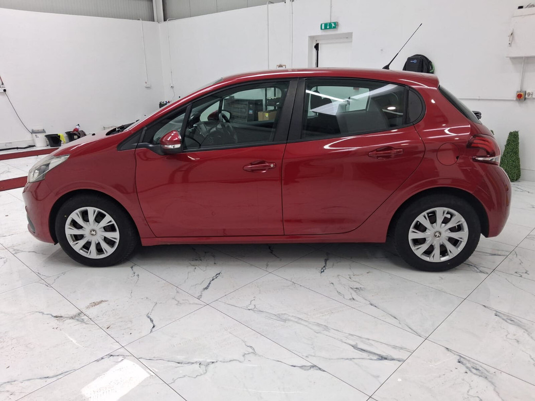 2016 Peugeot 208