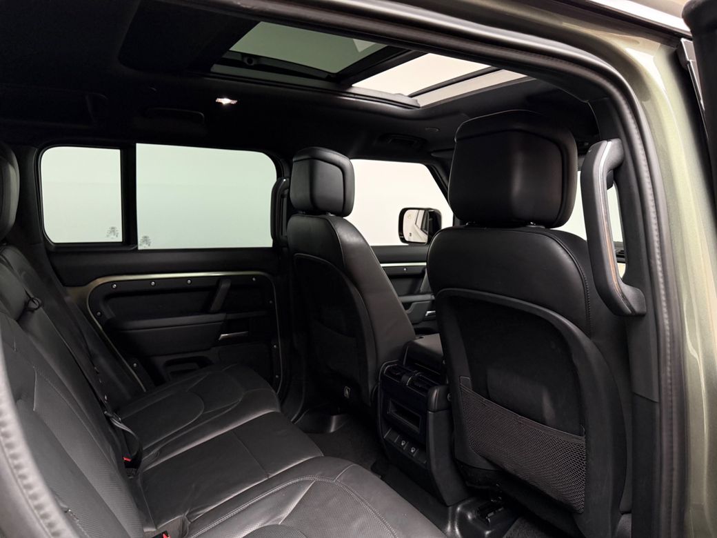 2025 Land Rover Defender