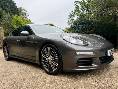 2015 Porsche Panamera