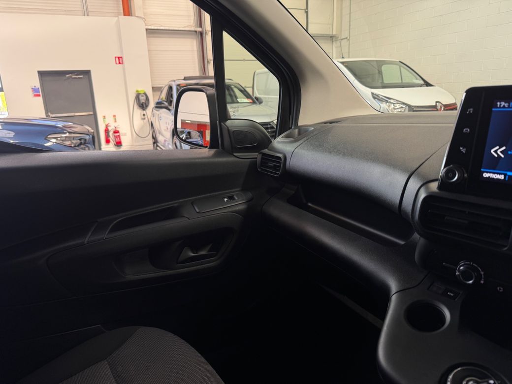2020 Peugeot Partner