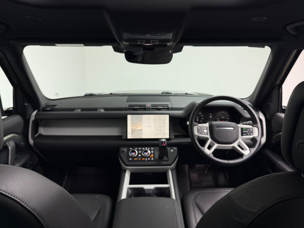2025 Land Rover Defender