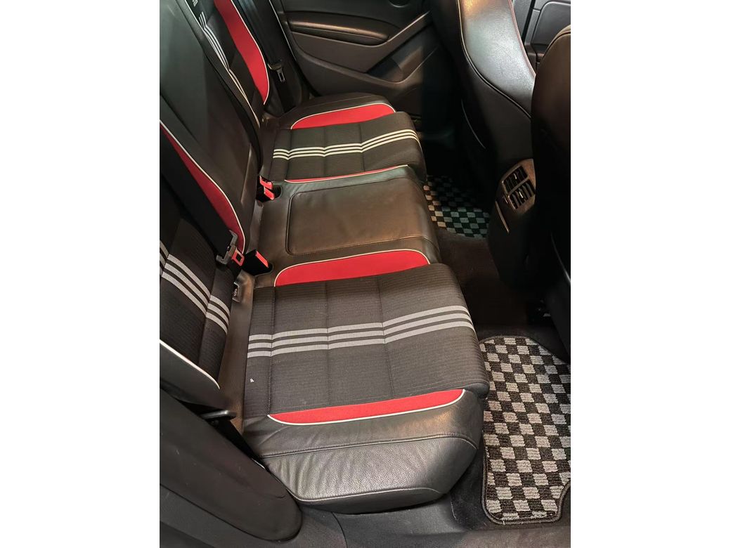 2011 Volkswagen Golf
