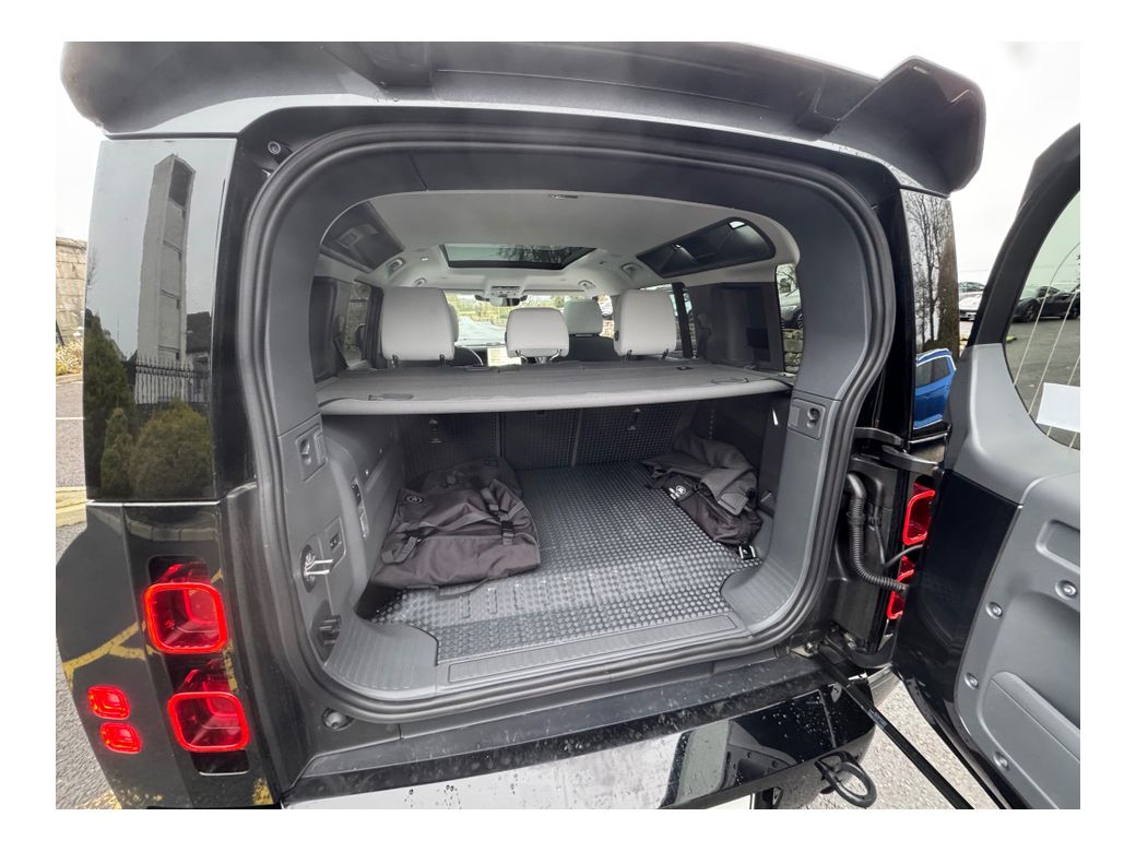 2025 Land Rover Defender