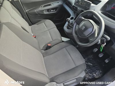 2021 Peugeot Partner