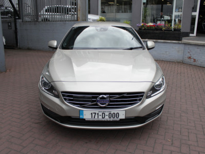 2017 Volvo V60