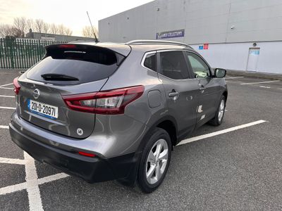 2020 Nissan Qashqai