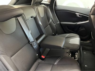 2015 Volvo V40