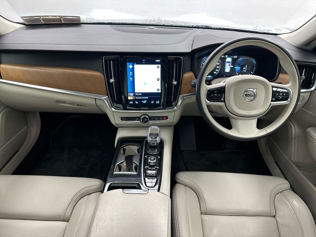 2020 Volvo S90