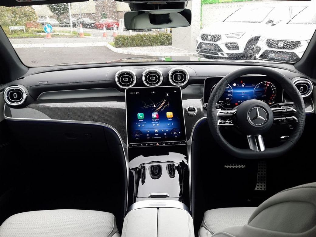 2025 Mercedes-Benz GLC Class