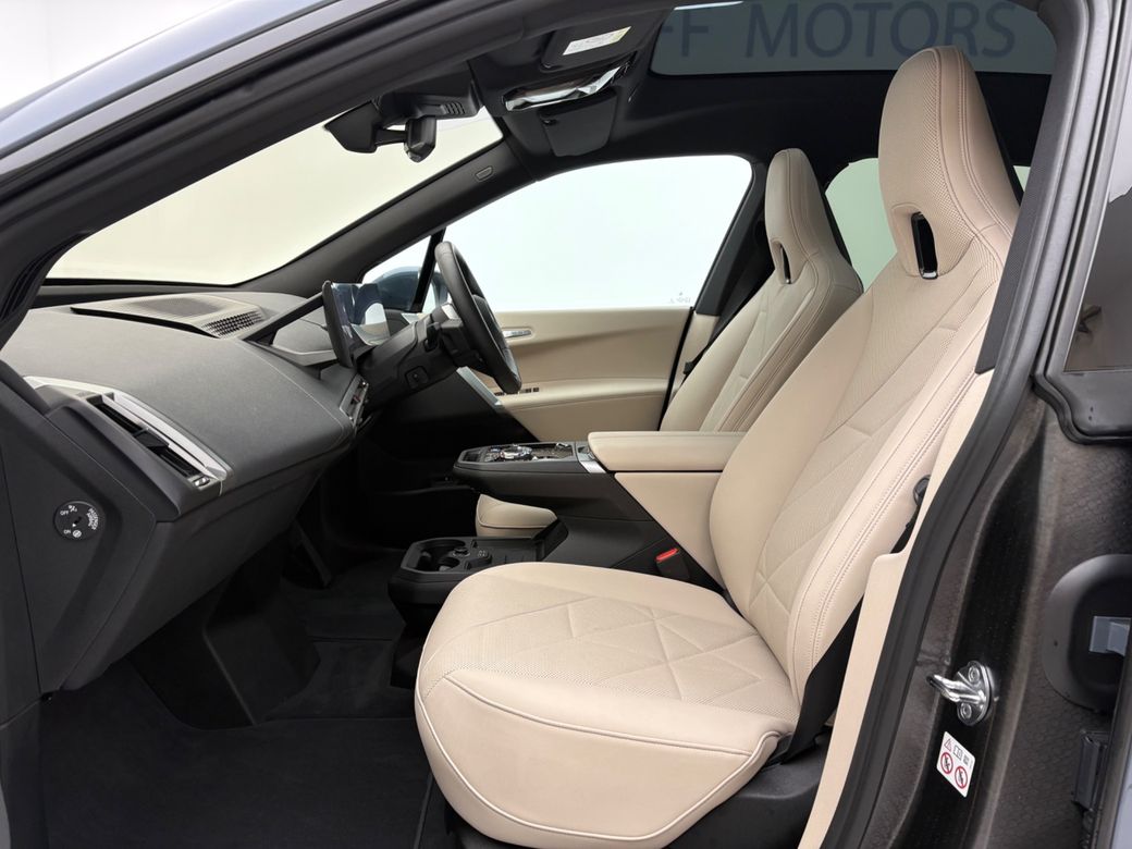 2024 BMW iX