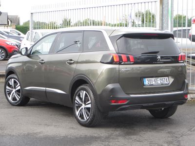 2020 Peugeot 5008