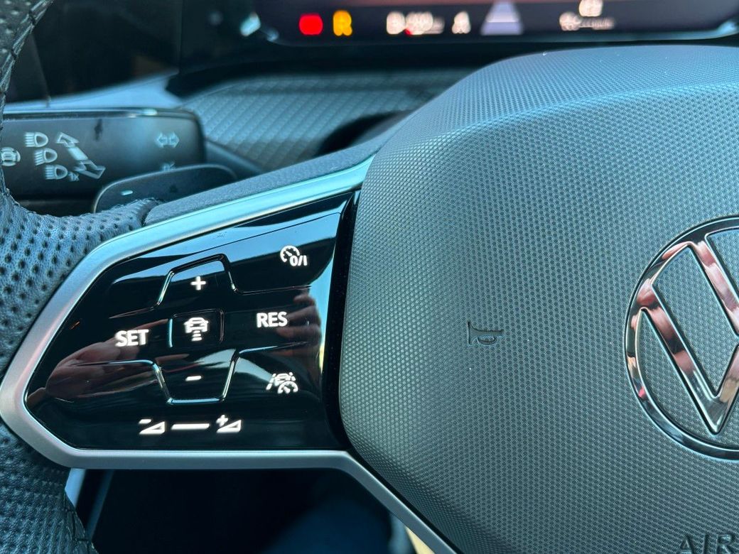 2023 Volkswagen Golf