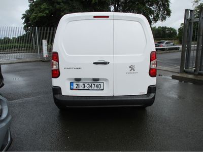 2021 Peugeot Partner