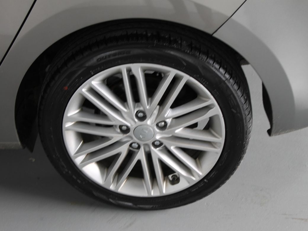 2018 Kia Carens