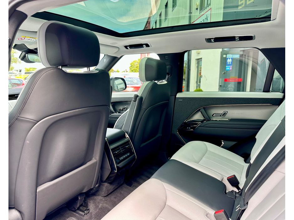 2024 Land Rover Range Rover Sport