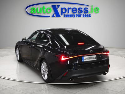 2021 Lexus IS 300h