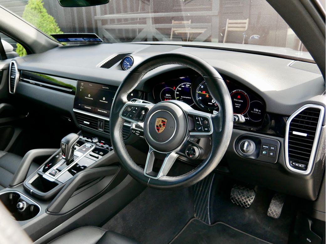 2022 Porsche Cayenne