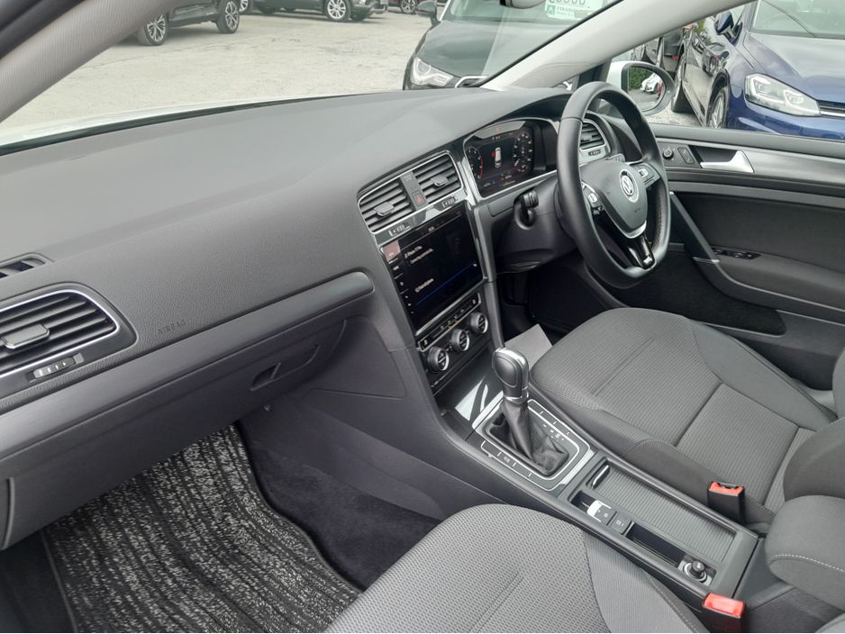 2019 Volkswagen Golf