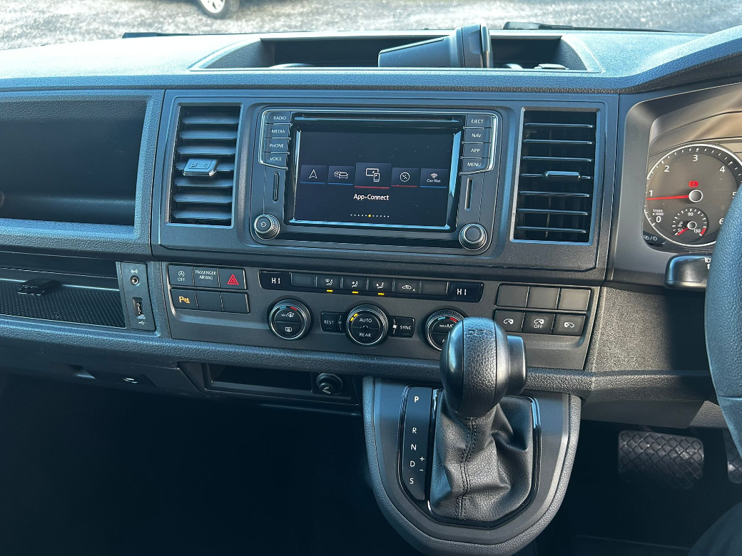 2020 Volkswagen Transporter