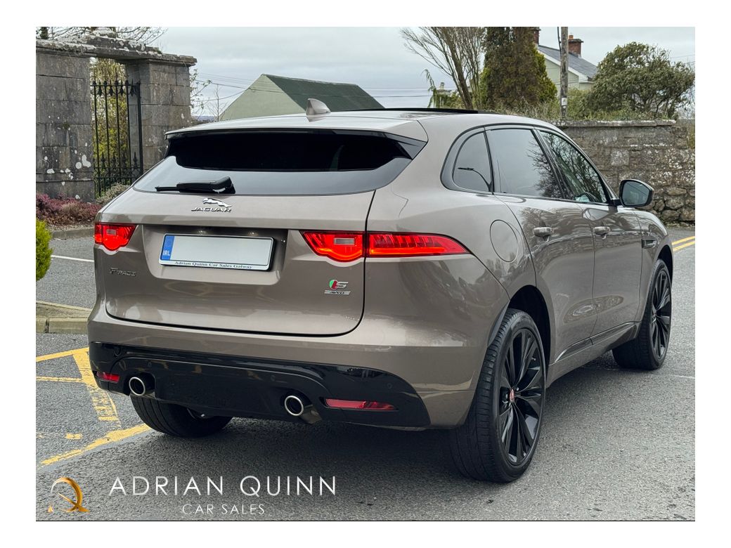 2016 Jaguar F-Pace