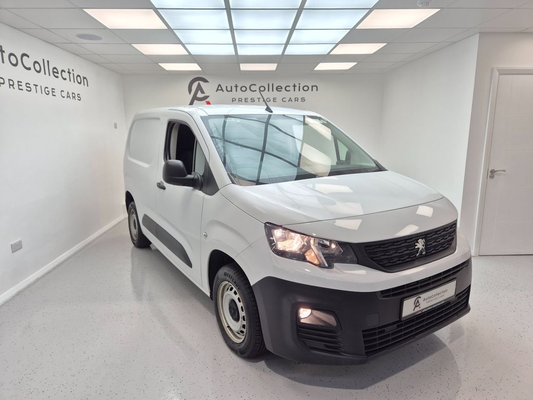 2023 Peugeot Partner