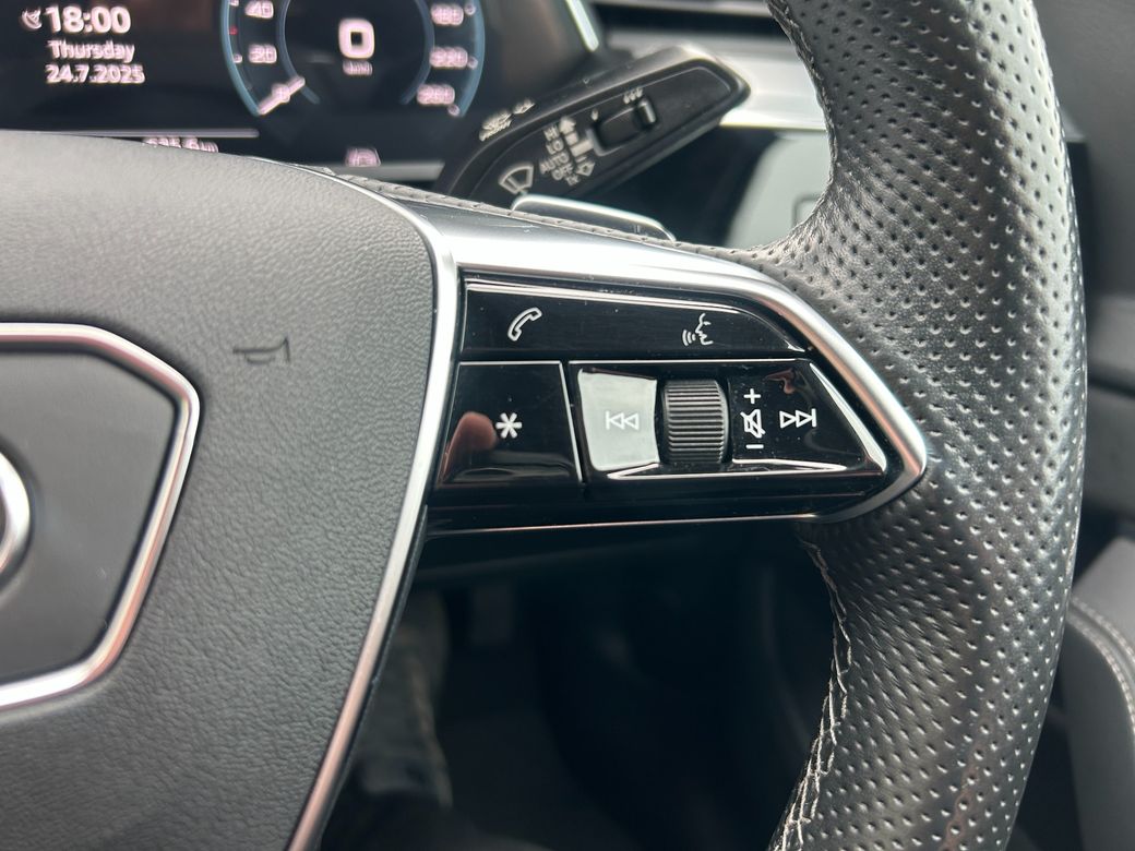 2022 Audi e-tron