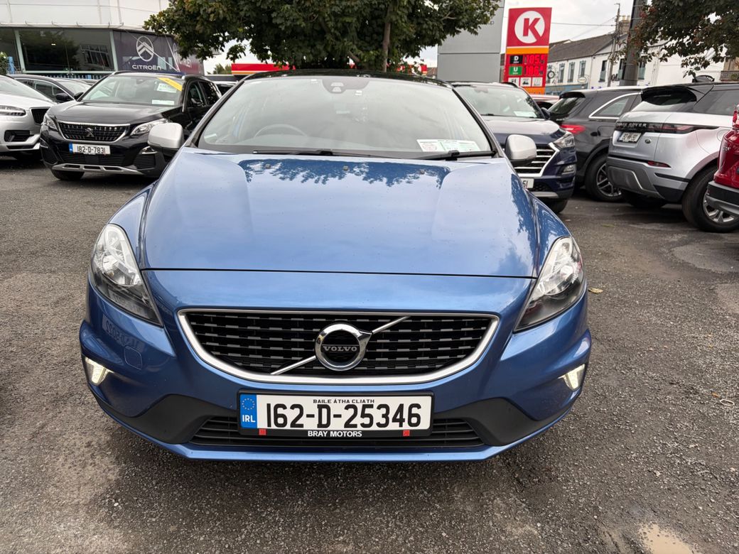 2016 Volvo V40