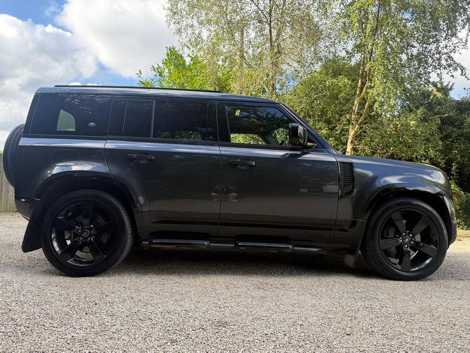 2023 Land Rover Defender