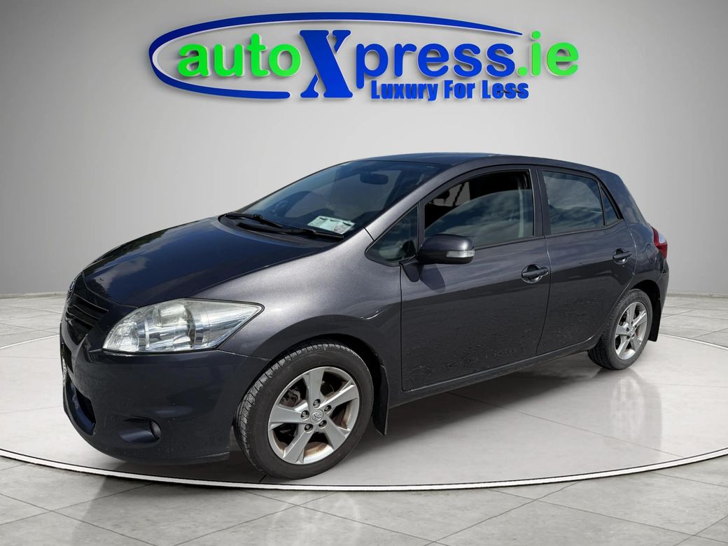 2011 Toyota Auris