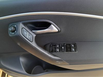 2016 Volkswagen Polo