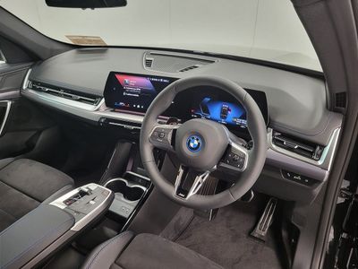 2025 BMW iX1
