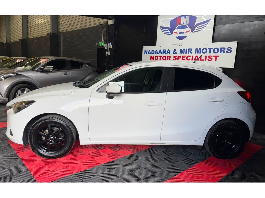 2017 Mazda Demio