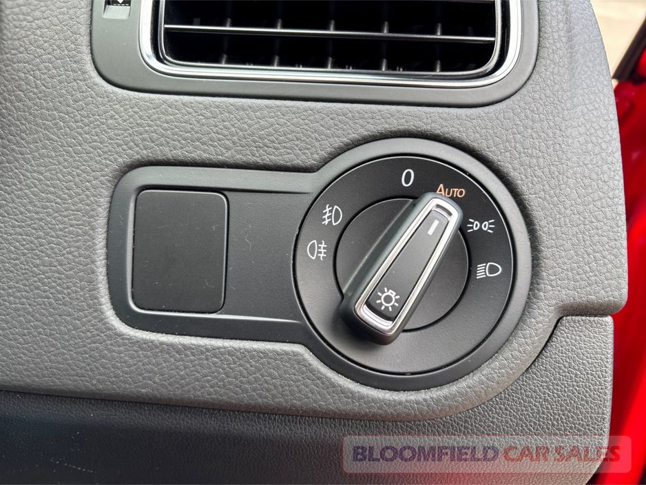 2017 Volkswagen Polo