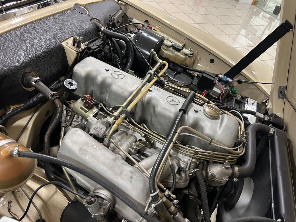 1971 Mercedes-Benz SL Class