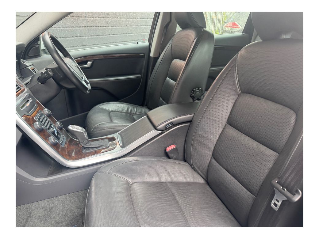 2012 Volvo V70