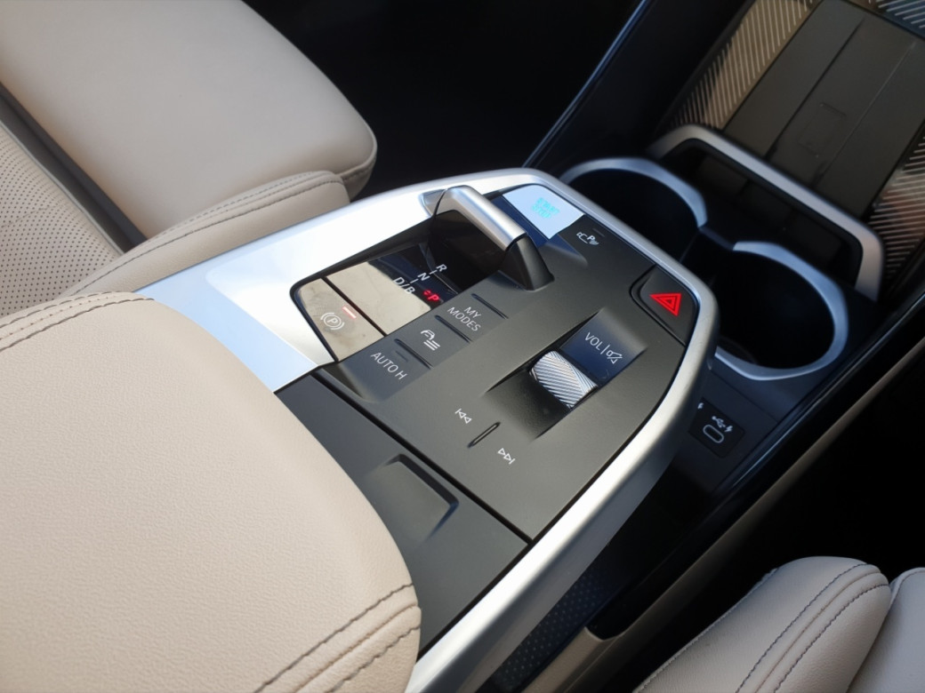 2024 BMW iX1