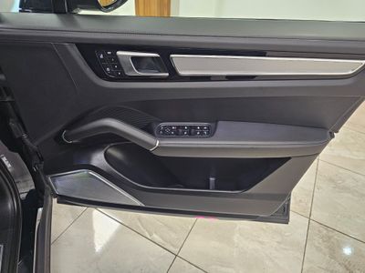 2023 Porsche Cayenne