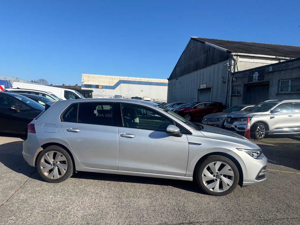 2023 Volkswagen Golf