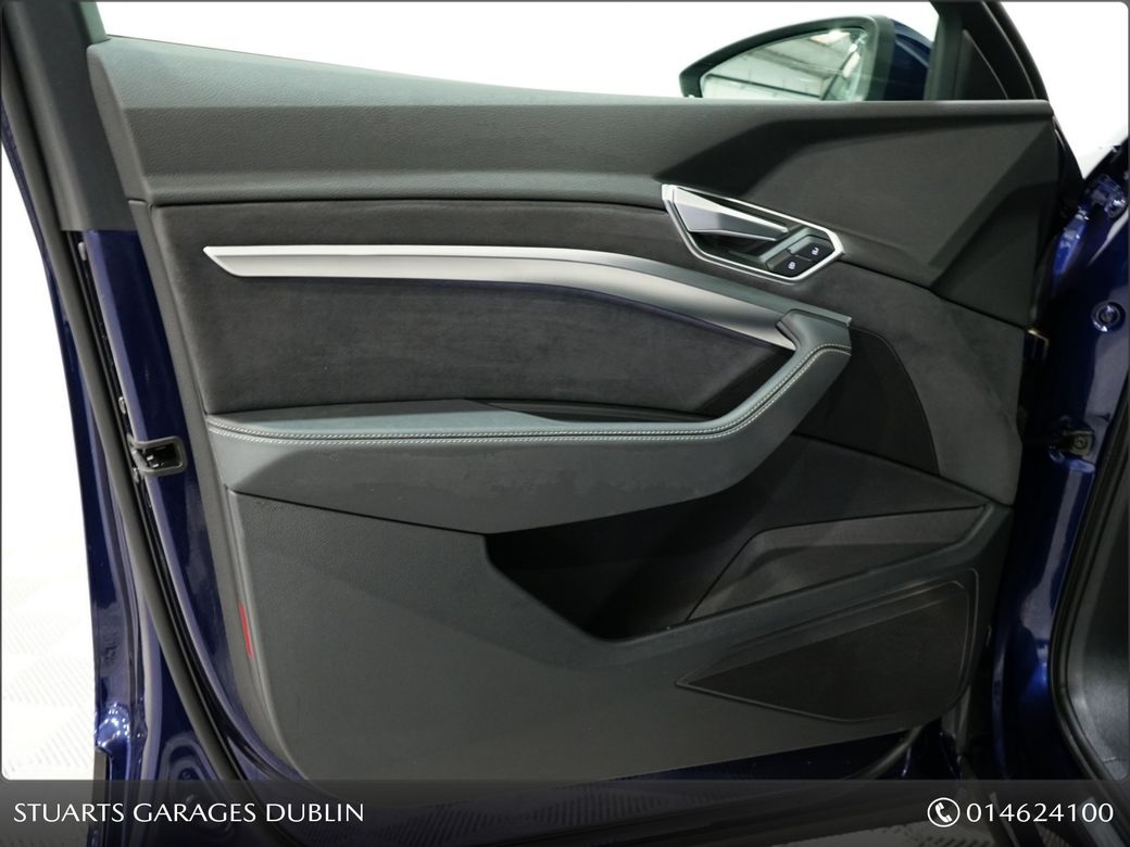 2022 Audi e-tron