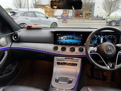 2022 Mercedes-Benz E 220