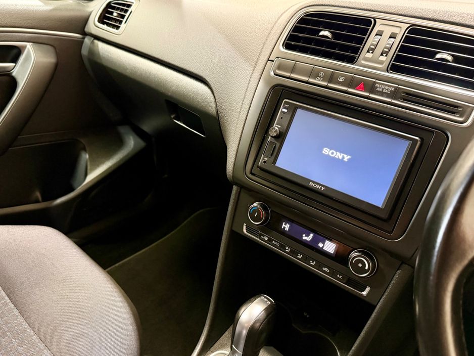 2016 Volkswagen Polo