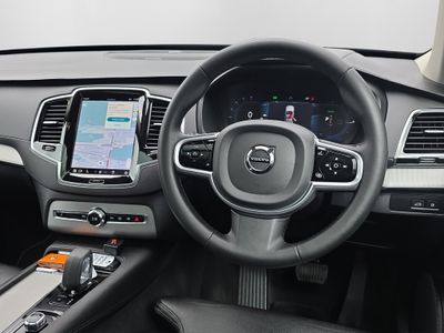 2022 Volvo XC90