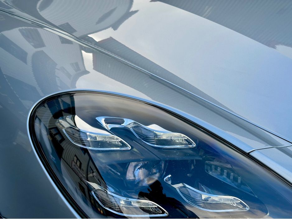 2022 Porsche Panamera