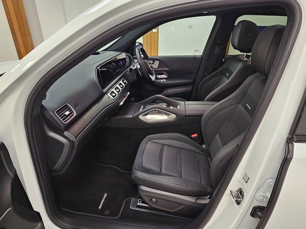 2025 Mercedes-Benz GLE Class