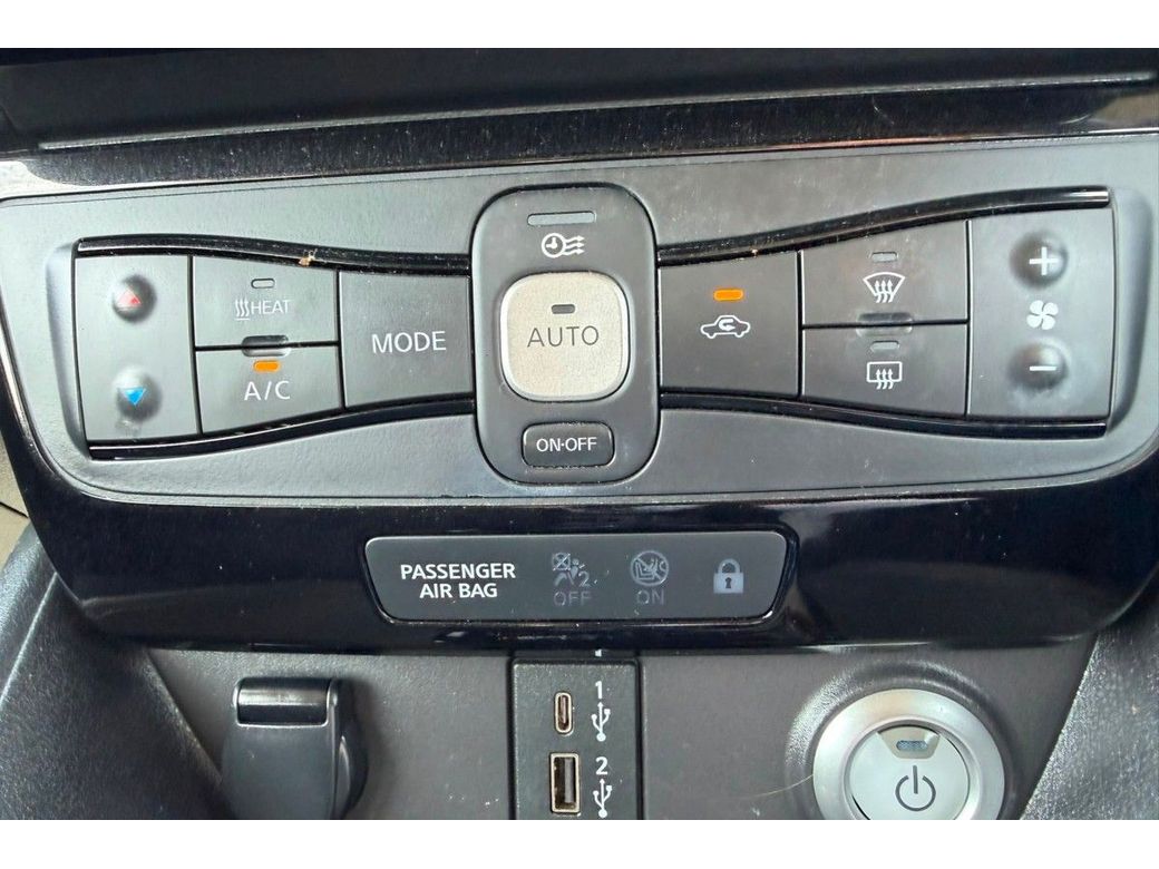 2022 Nissan Leaf
