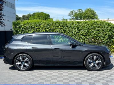 2023 BMW iX