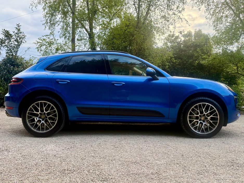2015 Porsche Macan