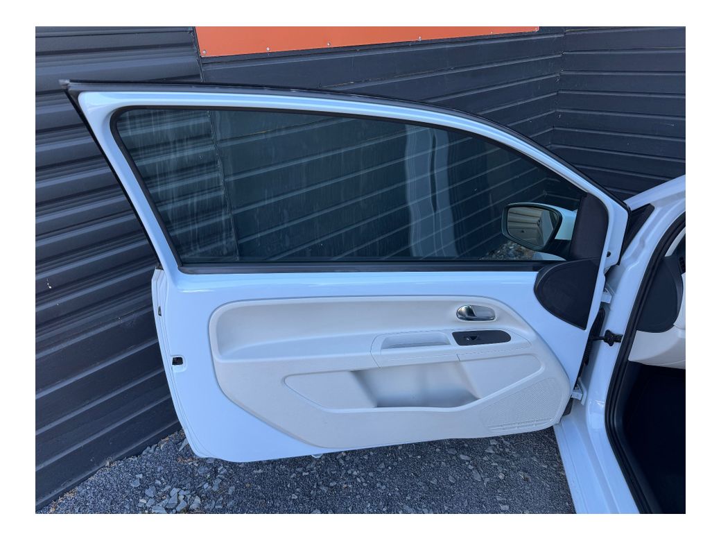 2014 Volkswagen up!