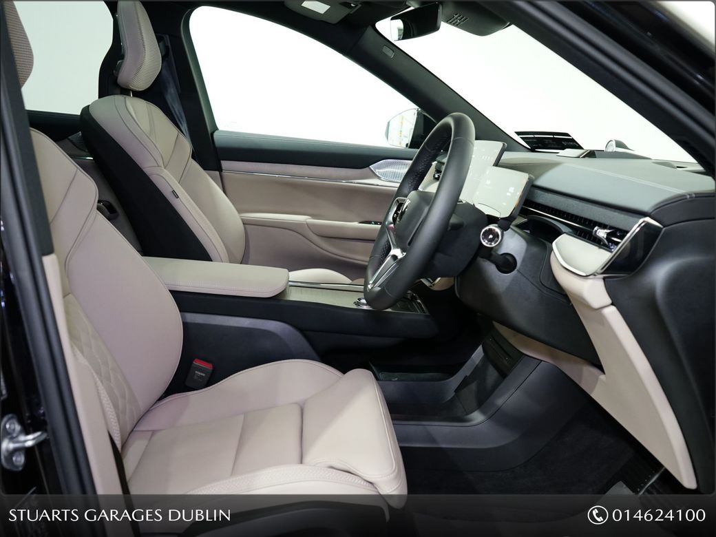 2026 Volvo EX90