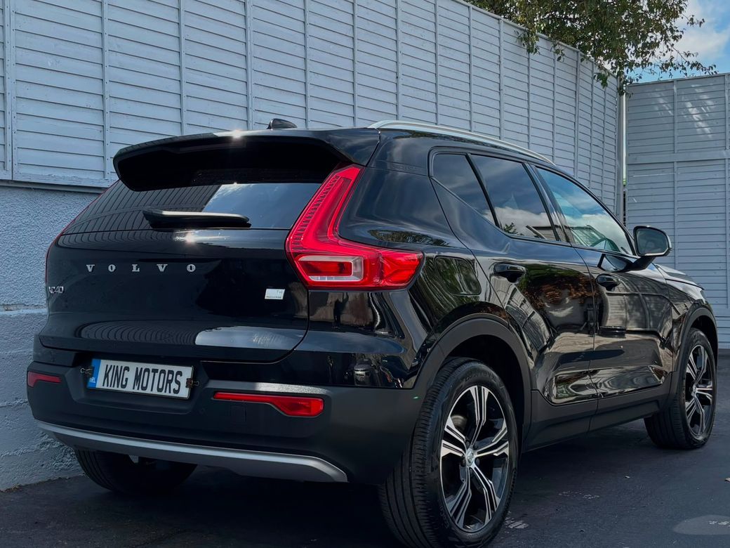 2022 Volvo XC40